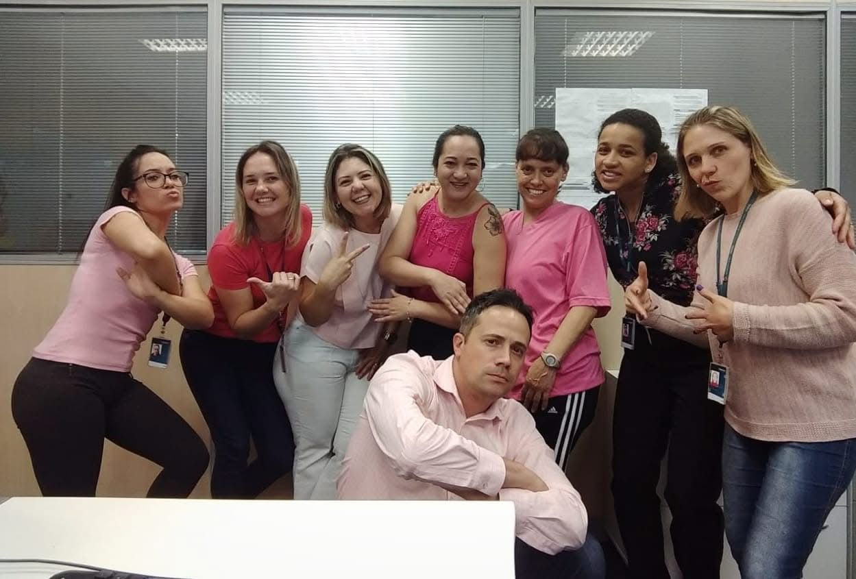 Luciane Otto · time rosa · dia laço