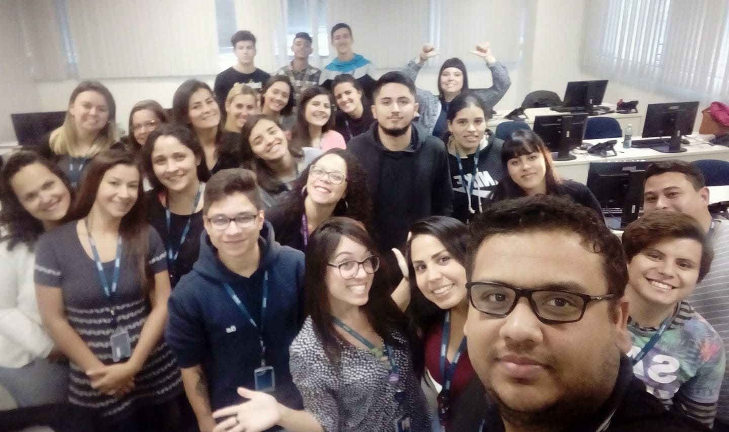 Luciane Otto · sala cheia · selfie da galera